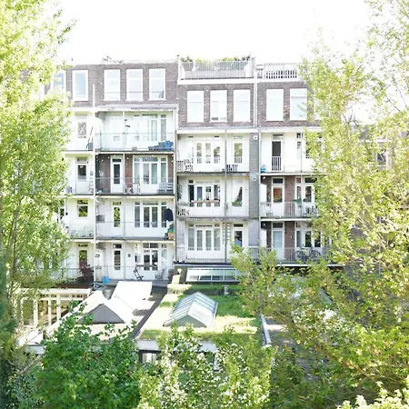 Onefam Amstel Hostel *
