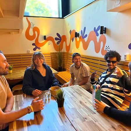 Onefam Amstel Albergue *