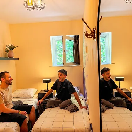 Onefam Amstel * Άμστερνταμ