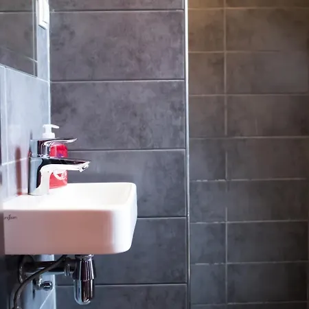 Onefam Amstel * Amesterdão