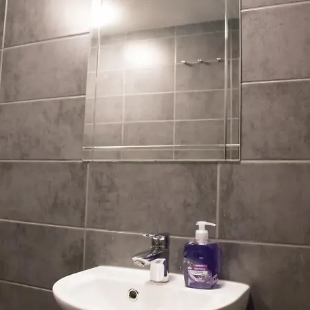 Onefam Amstel Hostel *