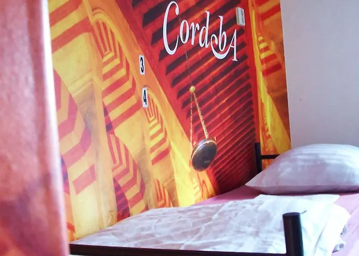 Onefam Amstel 호스텔 *