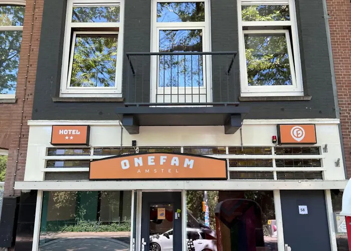 Onefam Amstel Хостел